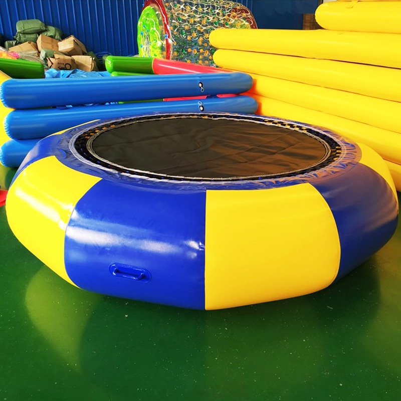 Outdoor Children'S Park - Aufblasbares Wasser-Trampolin Kinderrutsche Spielzeug Schwimmbadausrüstung Outdoor-Wasserpark